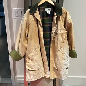 The most incredible and sun drenched LL BEAN BARN COAT